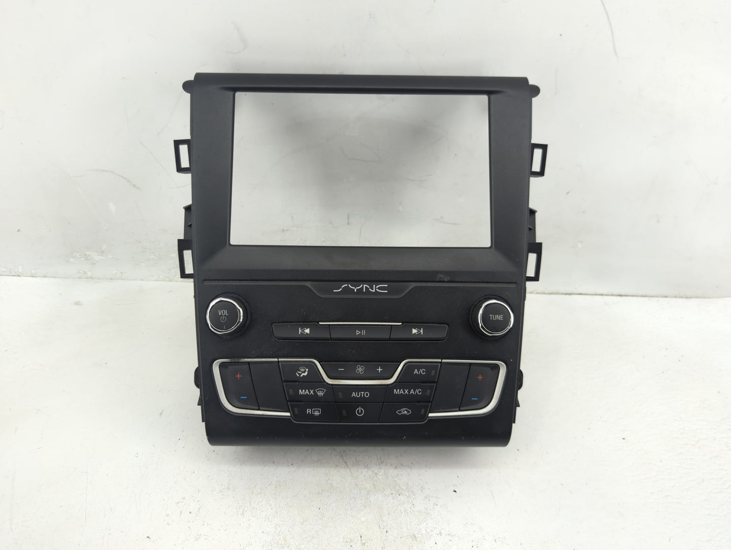 2019 Ford Fusion Climate Control Module Temperature AC/Heater Replacement P/N:KS7T-18E245-CGE Fits OEM Used Auto Parts - Oem