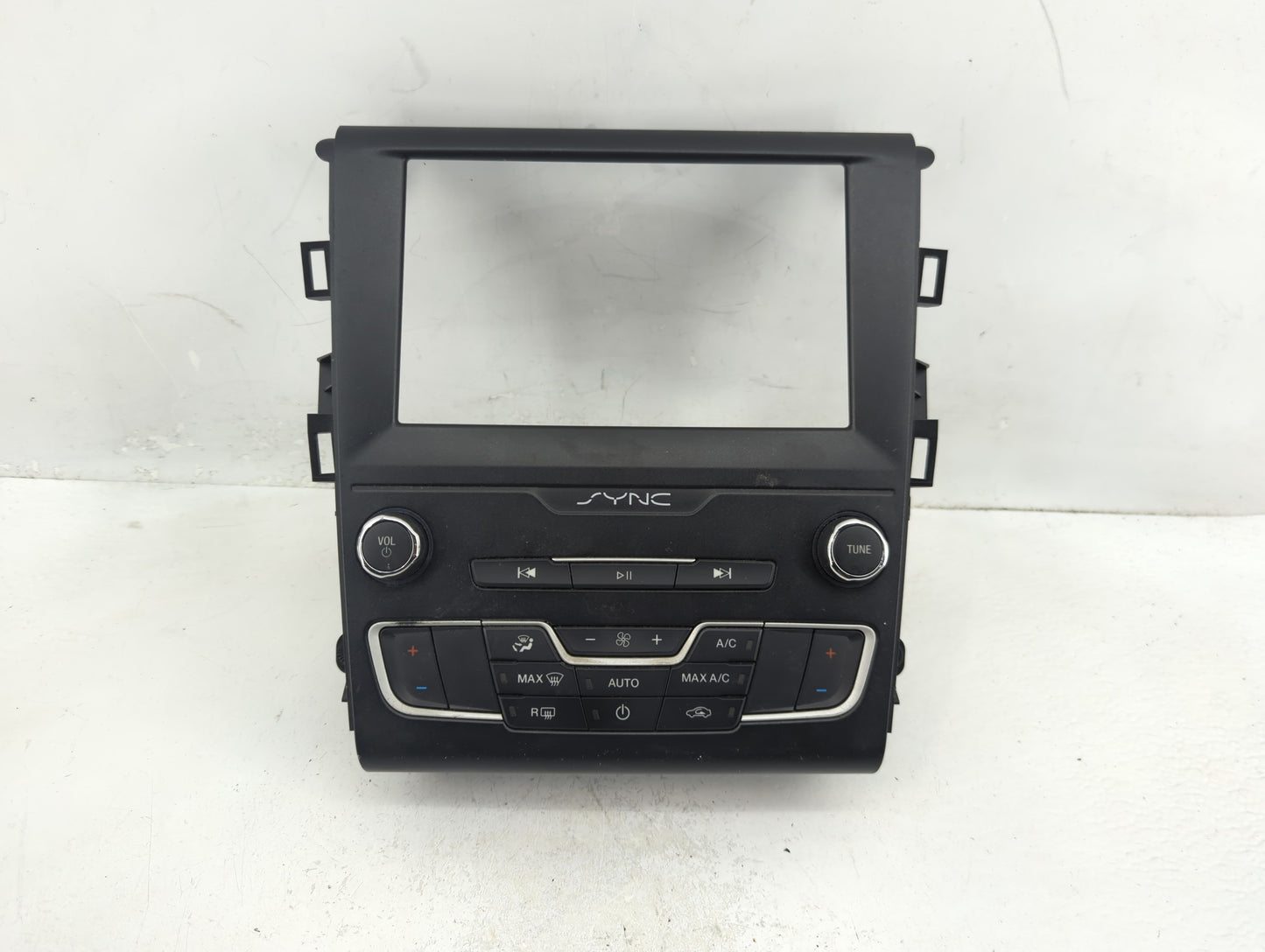 2019 Ford Fusion Climate Control Module Temperature AC/Heater Replacement P/N:KS7T-18E245-CGE Fits OEM Used Auto Parts - Oem