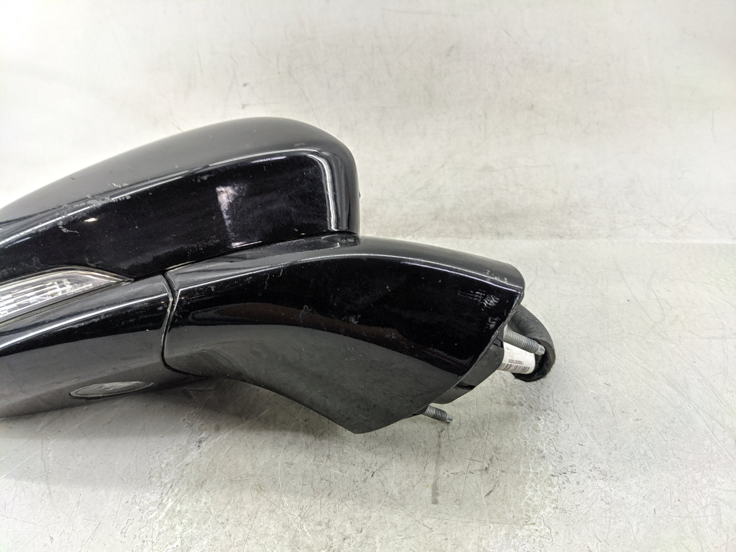2019-2020 Ford Fusion Passenger Side View Mirror - Right Door Mirror OEM Used - Oemusedautoparts1.com
