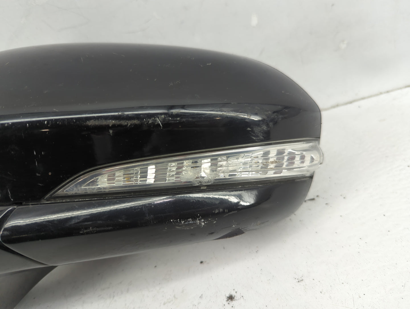 2019-2020 Ford Fusion Driver Side View Mirror - Left Door Mirror OEM Used - Oemusedautoparts1.com