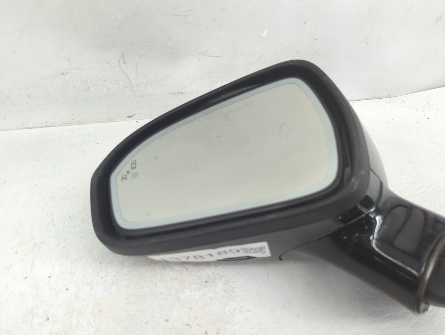 2019-2020 Ford Fusion Driver Side View Mirror - Left Door Mirror OEM Used - Oemusedautoparts1.com