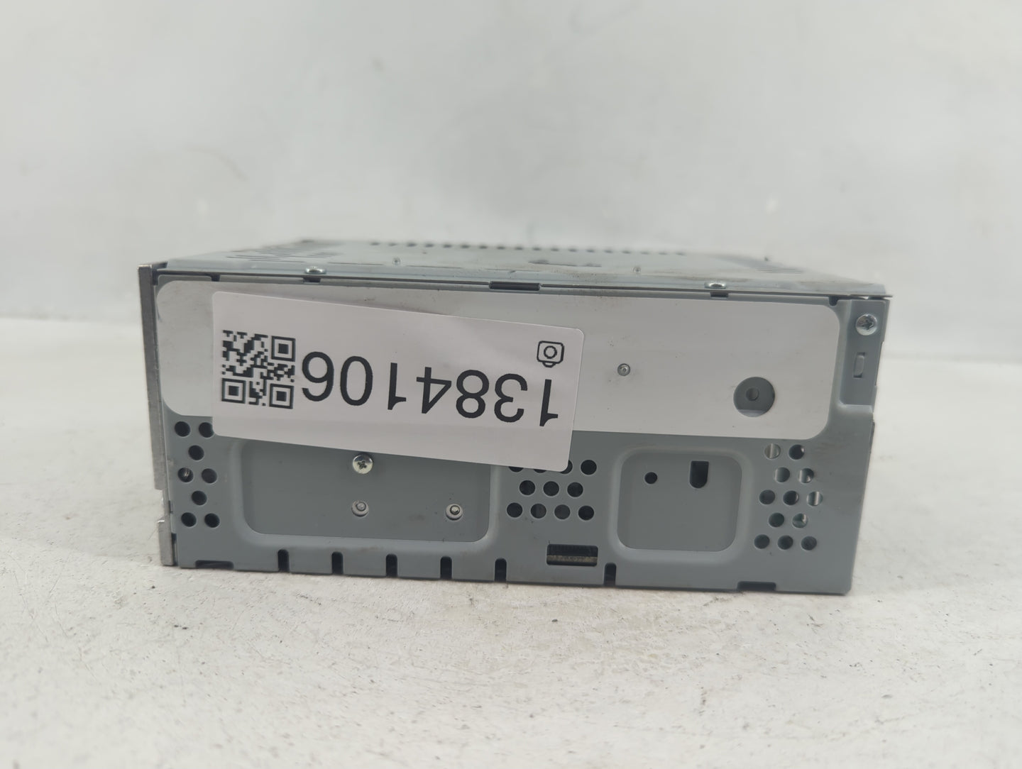 2017-2020 Ford Fusion Radio AM FM Cd Player Receiver Replacement Fits Fits 2017 2018 2019 2020 OEM Used Auto Parts - Oemused
