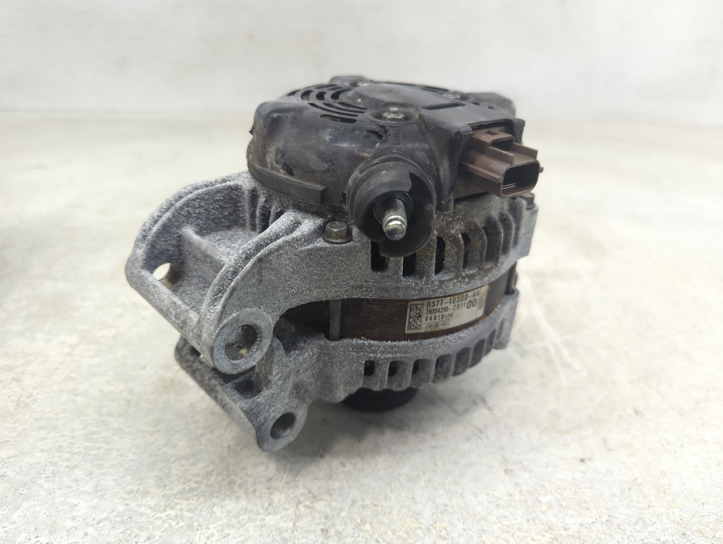 2013-2020 Ford Fusion Alternator Replacement Generator Charging Assembly Engine OEM P/N:TN104210-2911 HS7T-10300-AA Fits OEM