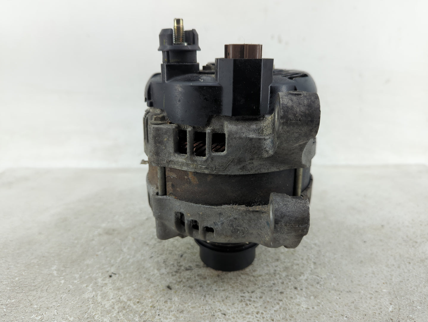 2013-2020 Ford Fusion Alternator Replacement Generator Charging Assembly Engine OEM P/N:G2GT-10300-AA DS7T-10300-HA Fits OEM