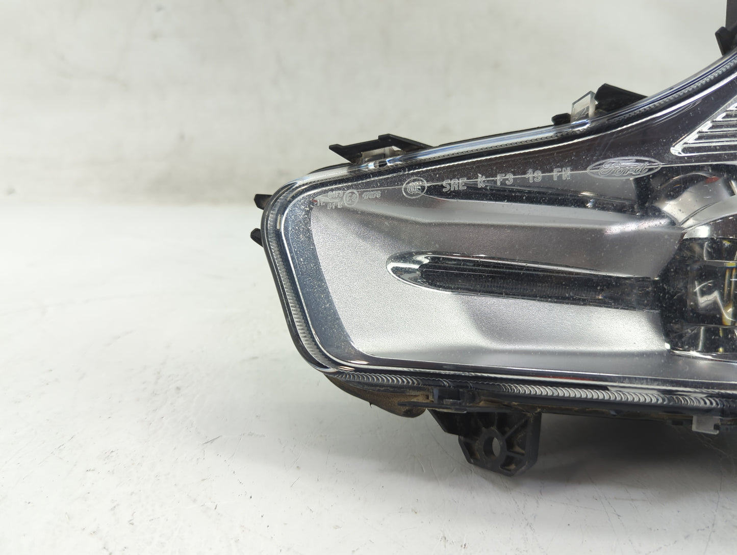 2019 Ford Fusion Driver Left Oem Fog Light Lamp - Oemusedautoparts1.com