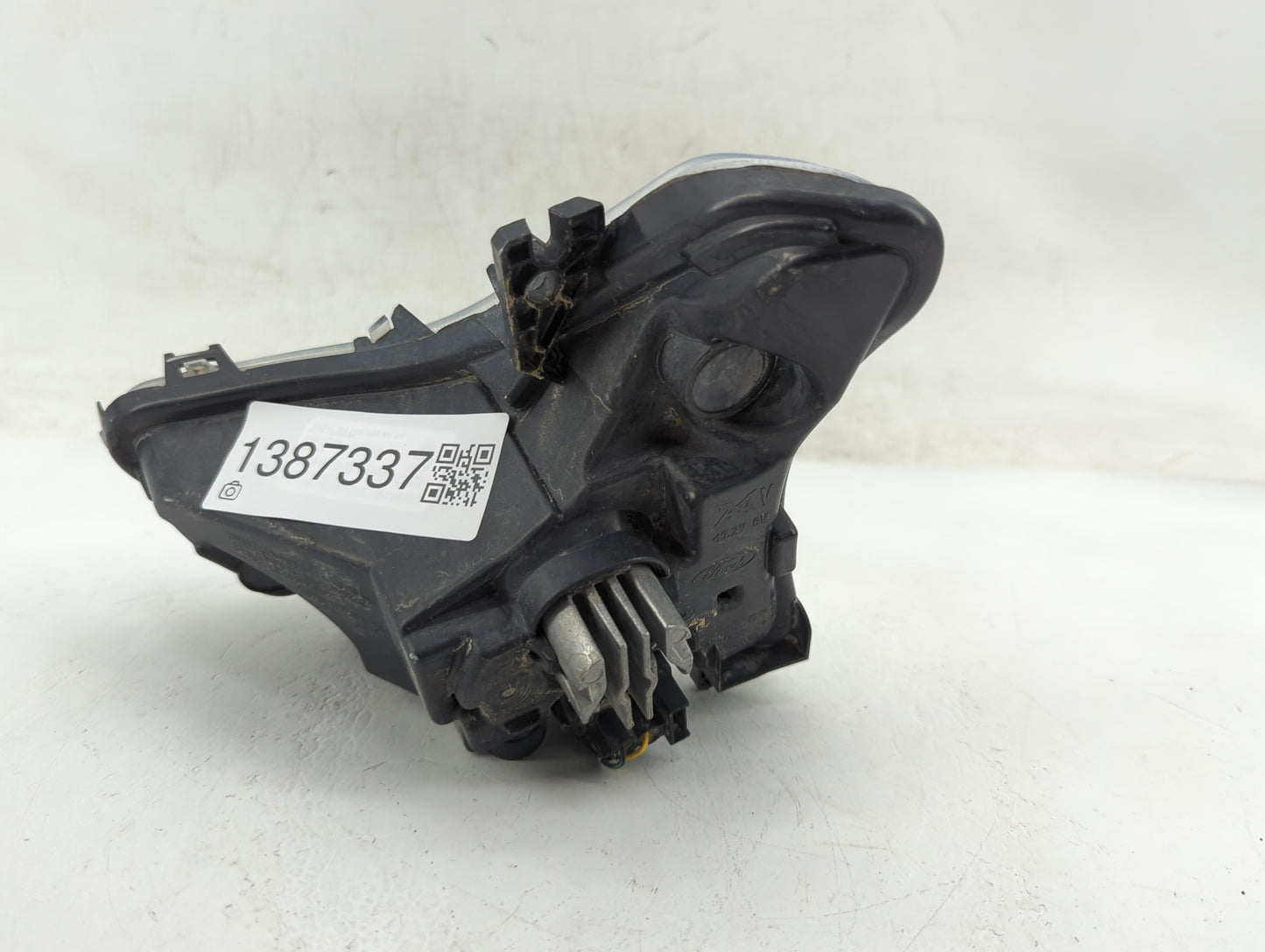 2017-2019 Ford Fusion Passenger Right Oem Fog Light Lamp - Oemusedautoparts1.com