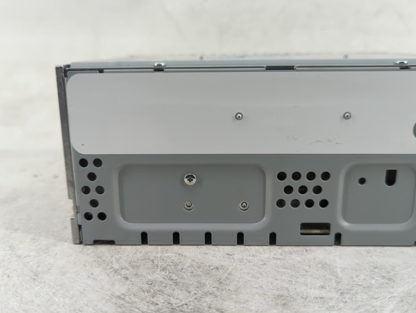 2019-2020 Ford Fusion Radio AM FM Cd Player Receiver Replacement P/N:KS7T-18D818-YB Fits Fits 2019 2020 OEM Used Auto Parts 