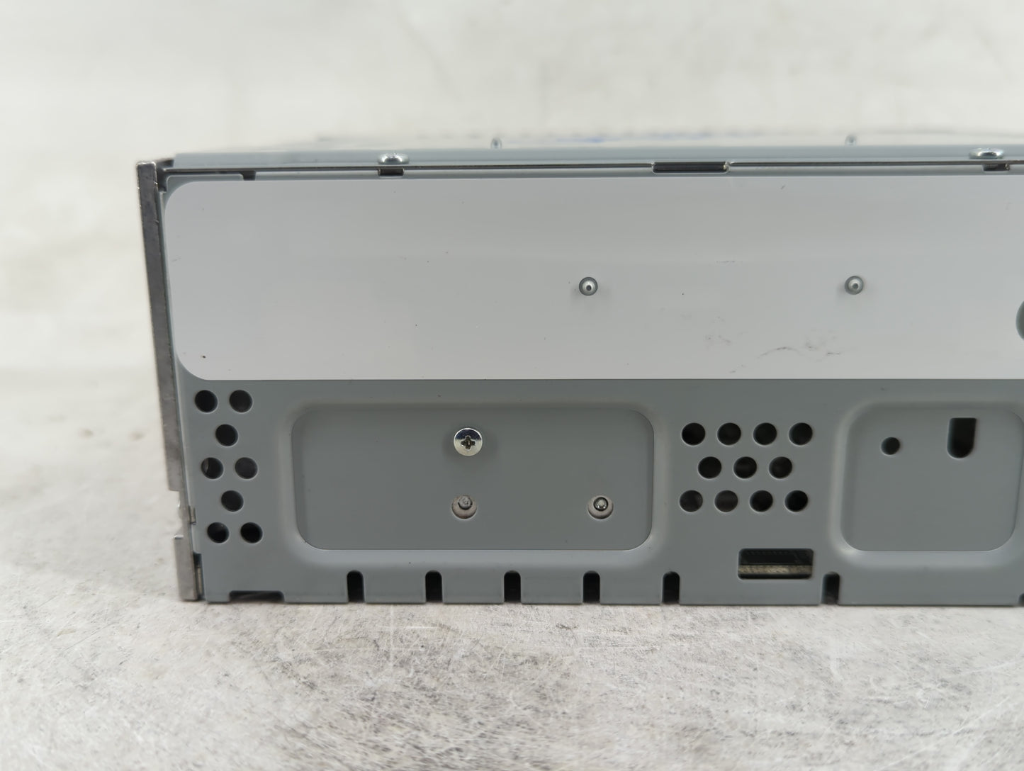 2019-2020 Ford Fusion Radio AM FM Cd Player Receiver Replacement P/N:KS7T-18D818-YB Fits Fits 2019 2020 OEM Used Auto Parts 