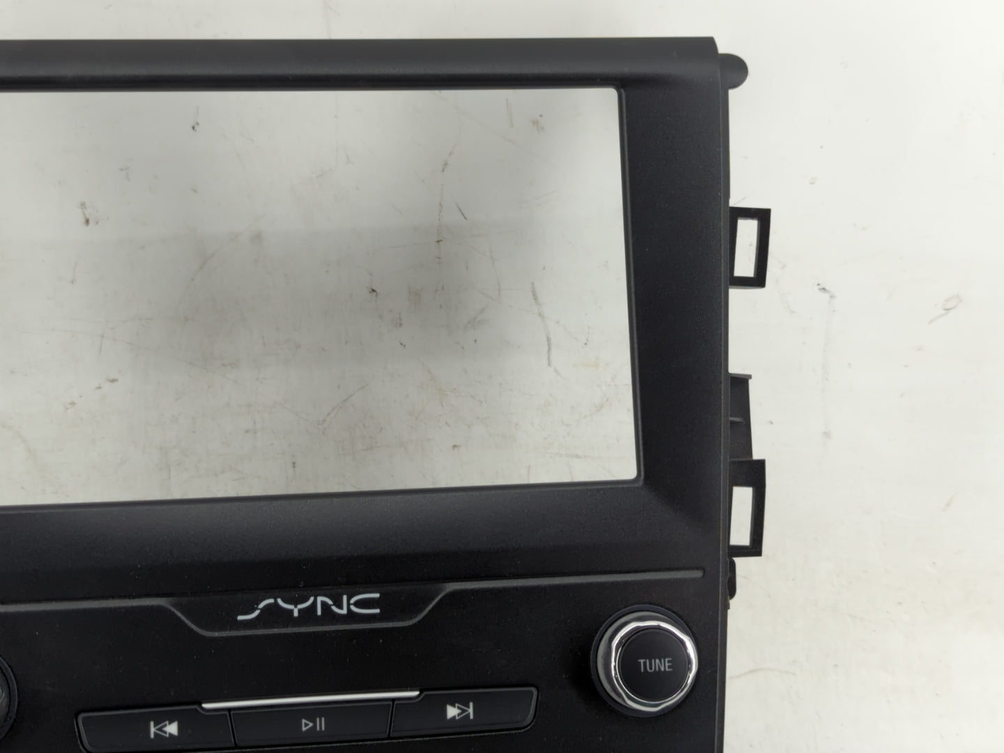 2019-2020 Ford Fusion Radio Control Panel - Oemusedautoparts1.com