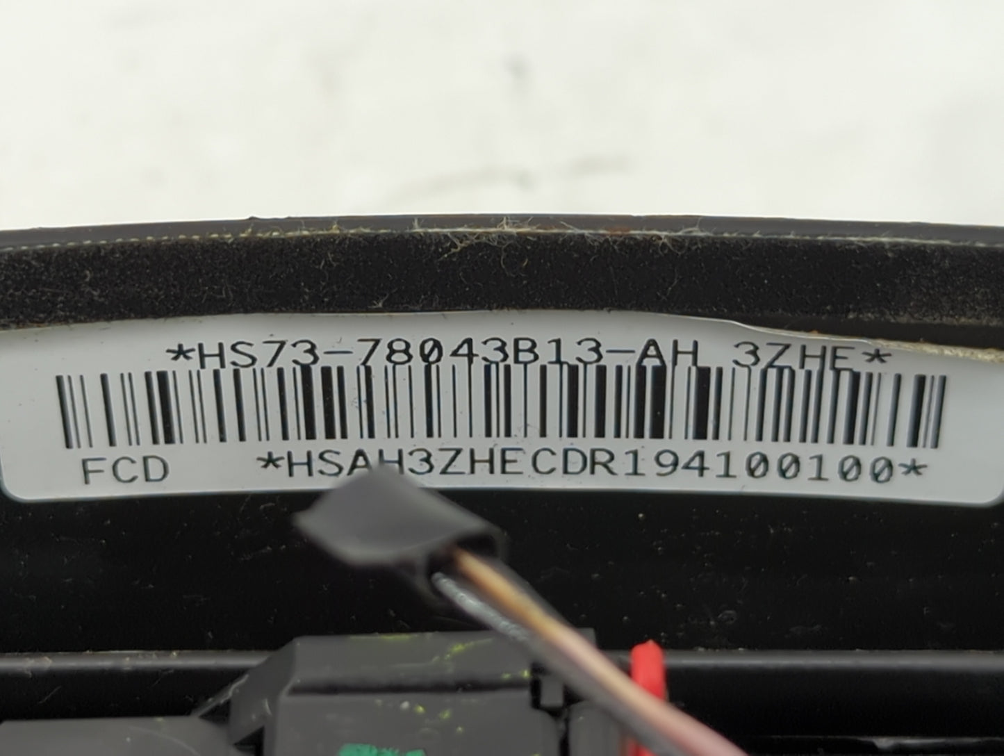 2017-2019 Ford Fusion Air Bag Driver Left Steering Wheel Mounted P/N:HS73-78043B13-AH Fits Fits 2017 2018 2019 OEM Used Auto