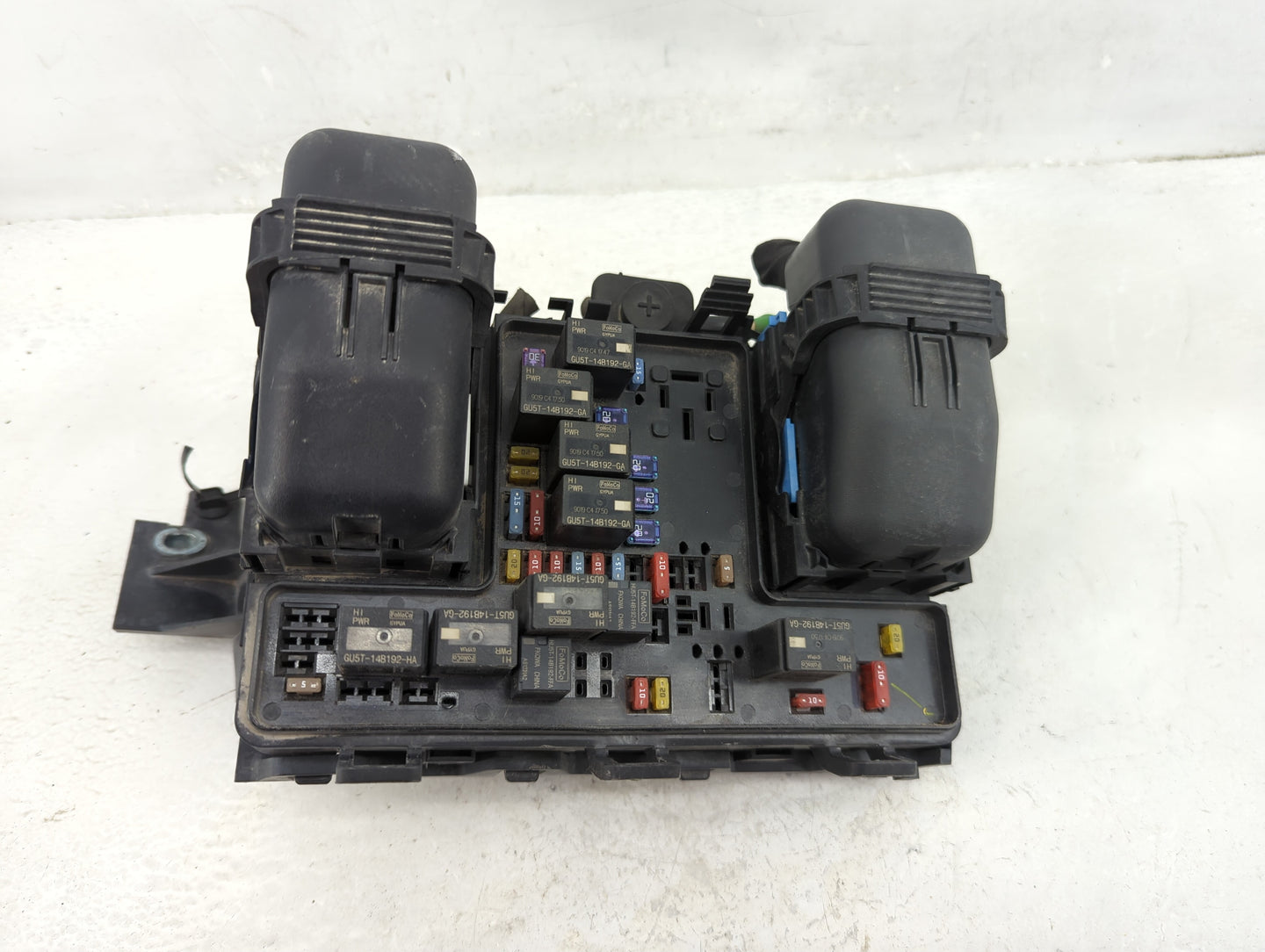 2017-2020 Ford Fusion Fusebox Fuse Box Panel Relay Module P/N:G2GT14A075AA Fits Fits 2017 2018 2019 2020 OEM Used Auto Parts