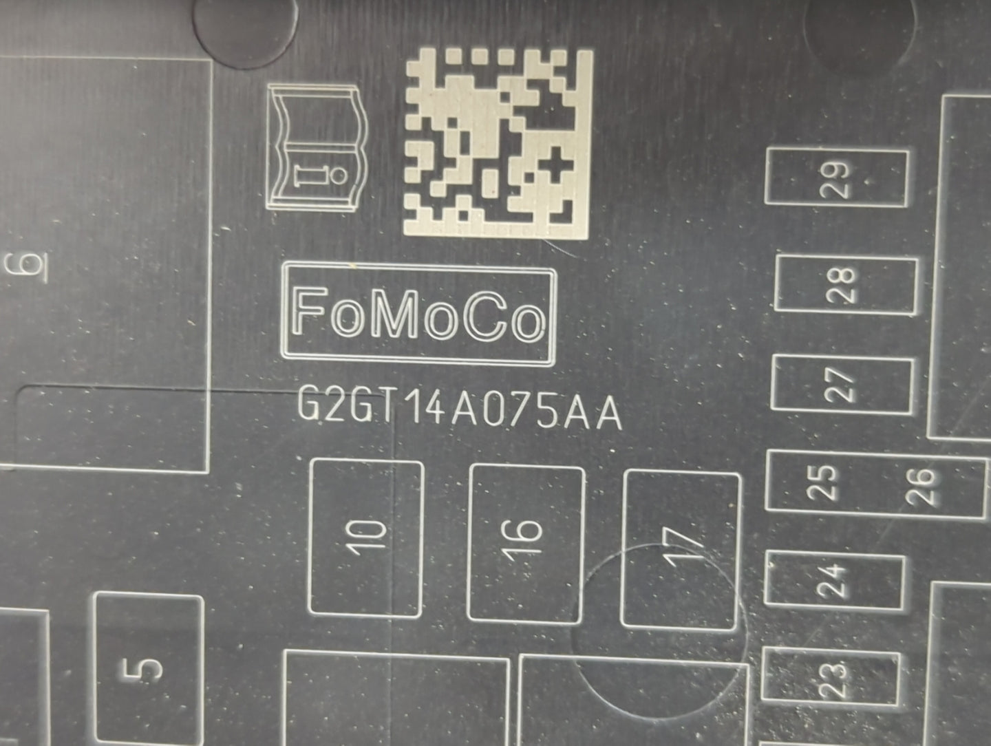 2017-2020 Ford Fusion Fusebox Fuse Box Panel Relay Module P/N:G2GT14A075AA Fits Fits 2017 2018 2019 2020 OEM Used Auto Parts