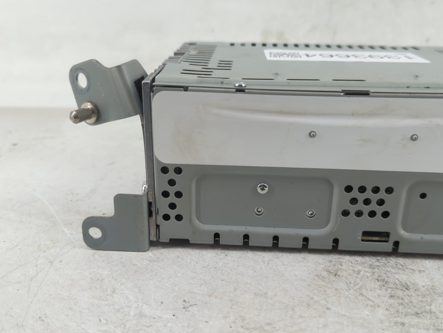2019-2020 Ford Fusion Radio AM FM Cd Player Receiver Replacement P/N:KS7T-18D818-YC Fits Fits 2019 2020 OEM Used Auto Parts 