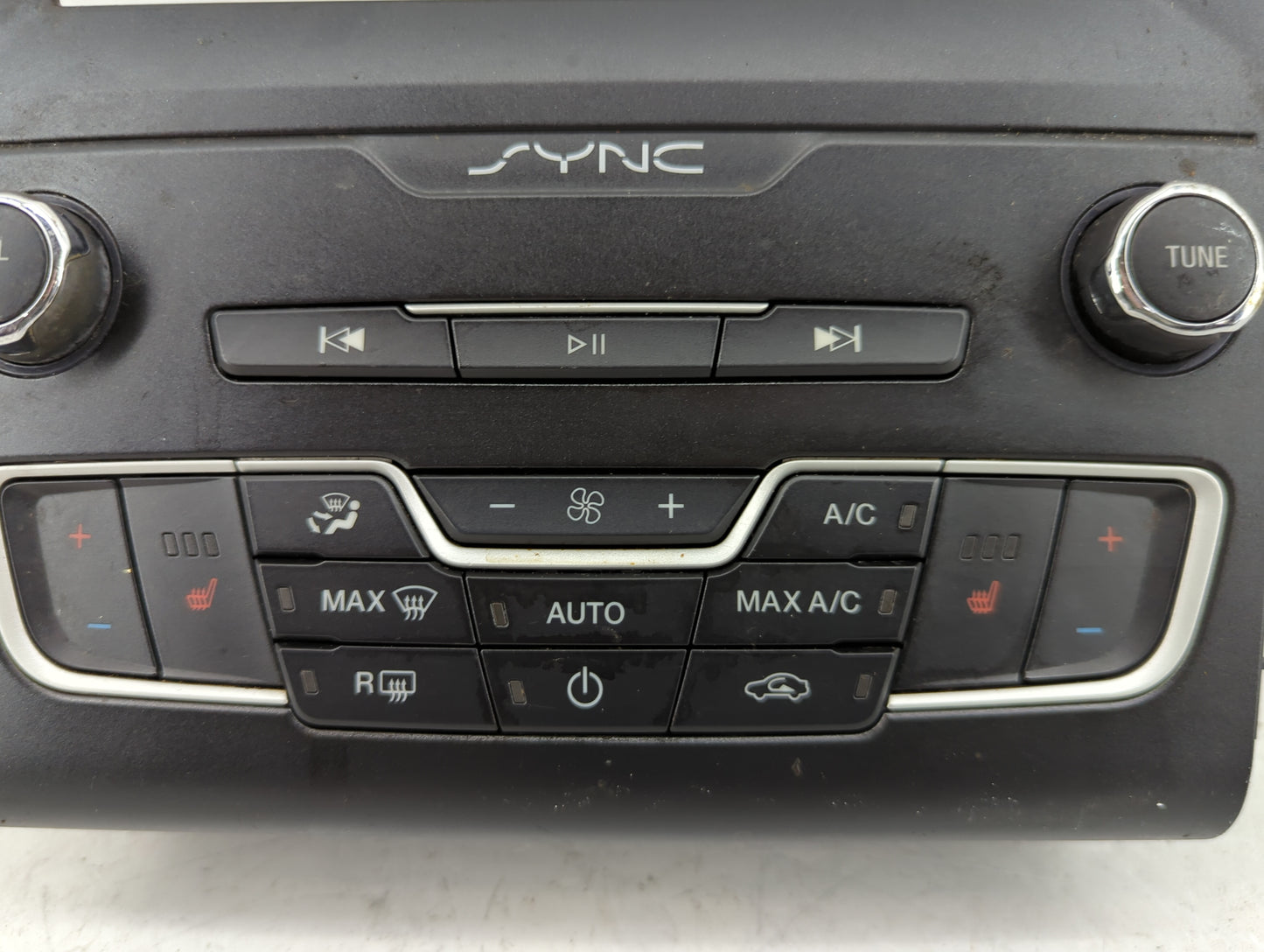 2019-2020 Ford Fusion Radio Control Panel - Oemusedautoparts1.com