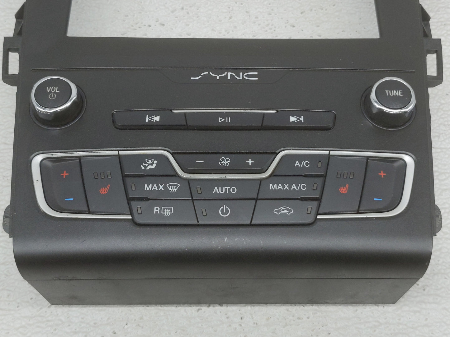2019-2020 Ford Fusion Radio Control Panel - Oemusedautoparts1.com