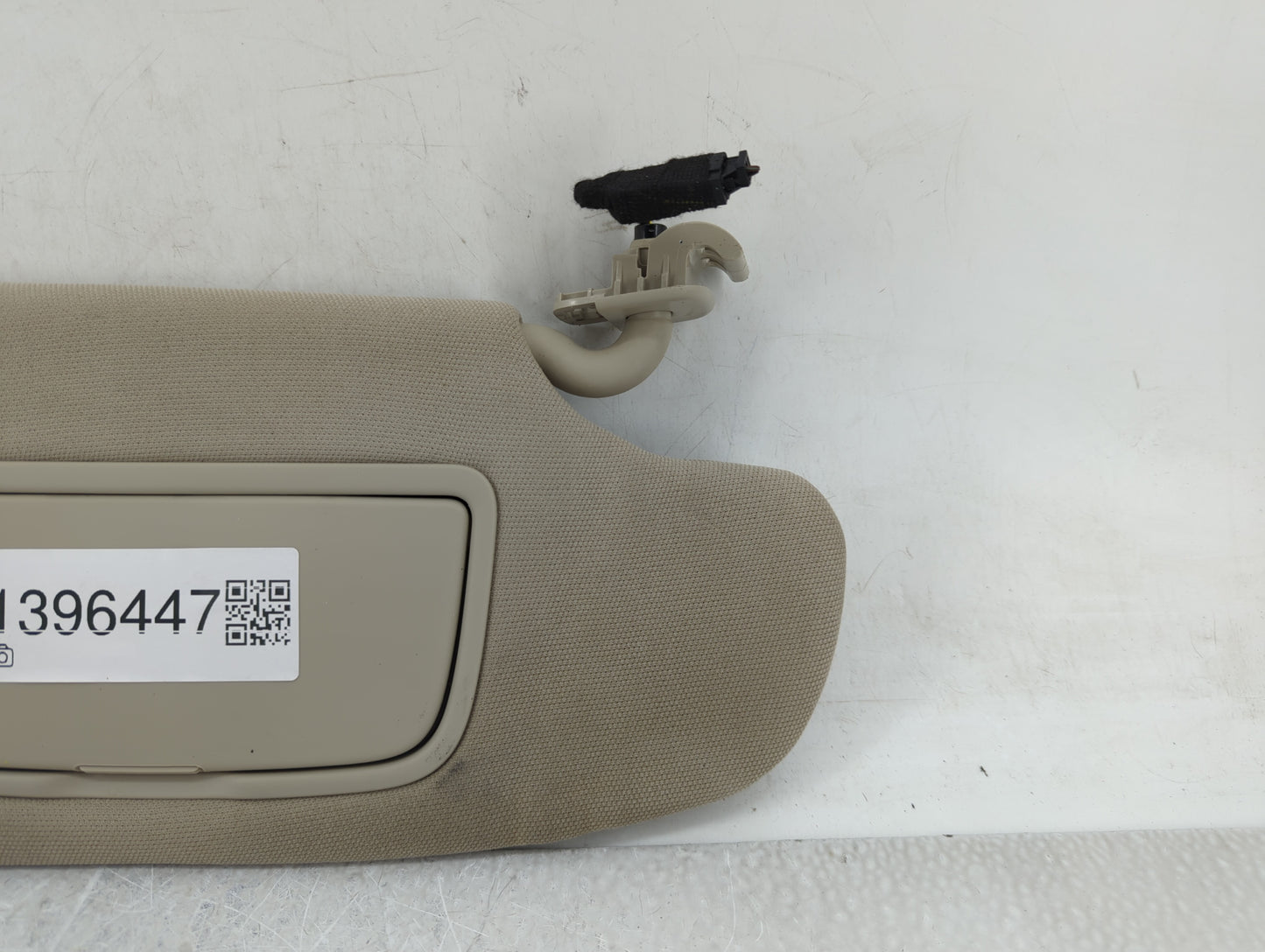 2017-2020 Ford Fusion Sun Visor Shade Replacement Passenger Right Mirror Fits Fits 2017 2018 2019 2020 OEM Used Auto Parts -