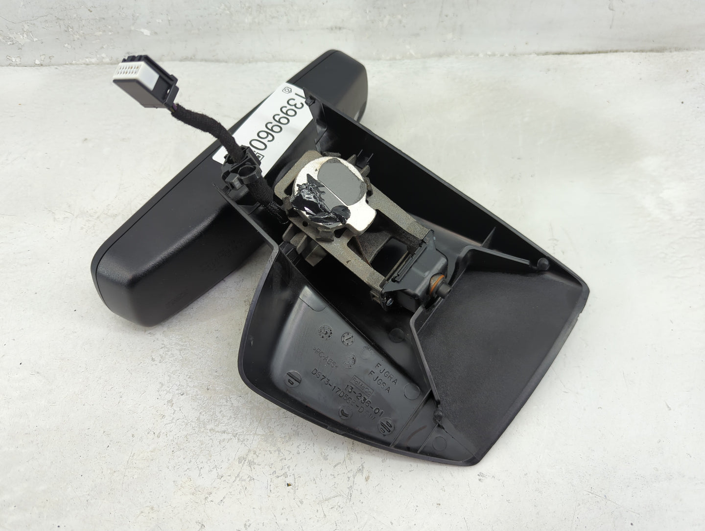 2006-2020 Ford Fusion Interior Rear View Mirror Replacement OEM Fits OEM Used Auto Parts - Oemusedautoparts1.com