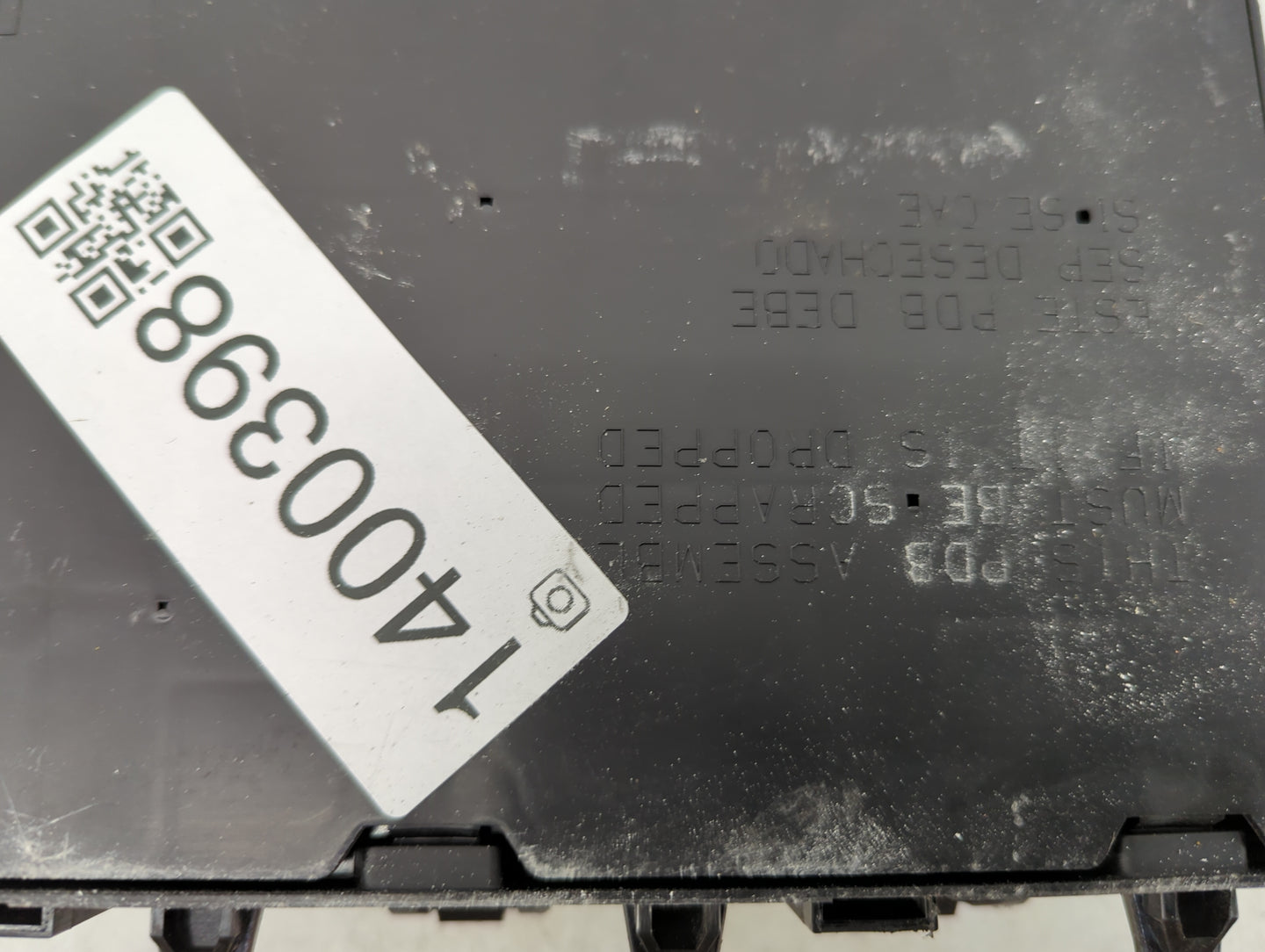 2017-2020 Ford Fusion Fusebox Fuse Box Panel Relay Module Fits Fits 2017 2018 2019 2020 OEM Used Auto Parts - Oemusedautopar