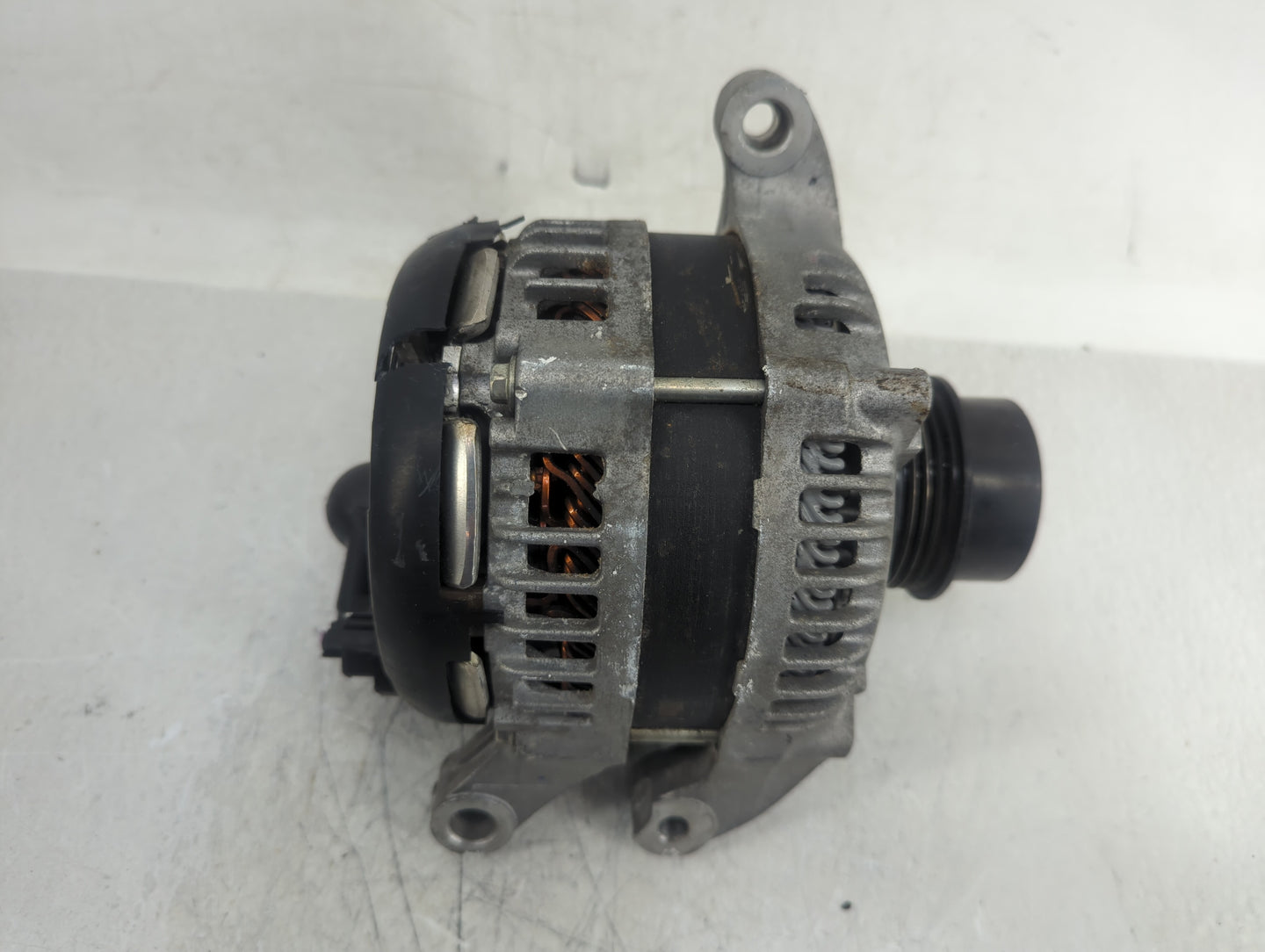 2019 Ford Fusion Alternator Replacement Generator Charging Assembly Engine OEM P/N:G2GT-10300-AA Fits OEM Used Auto Parts - 