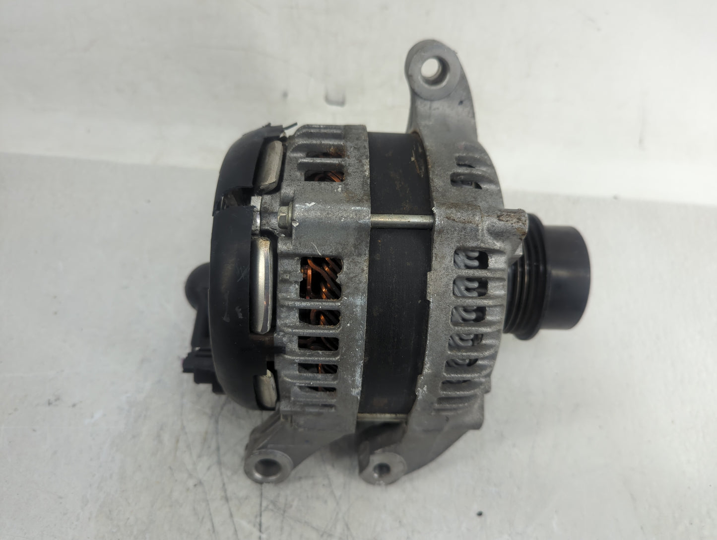 2019 Ford Fusion Alternator Replacement Generator Charging Assembly Engine OEM P/N:G2GT-10300-AA Fits OEM Used Auto Parts - 