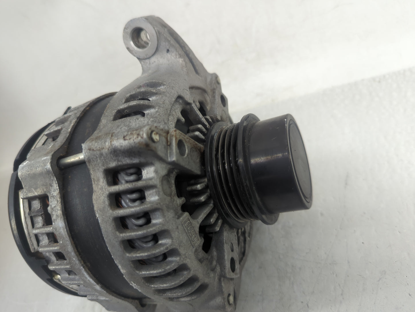 2019 Ford Fusion Alternator Replacement Generator Charging Assembly Engine OEM P/N:G2GT-10300-AA Fits OEM Used Auto Parts - 