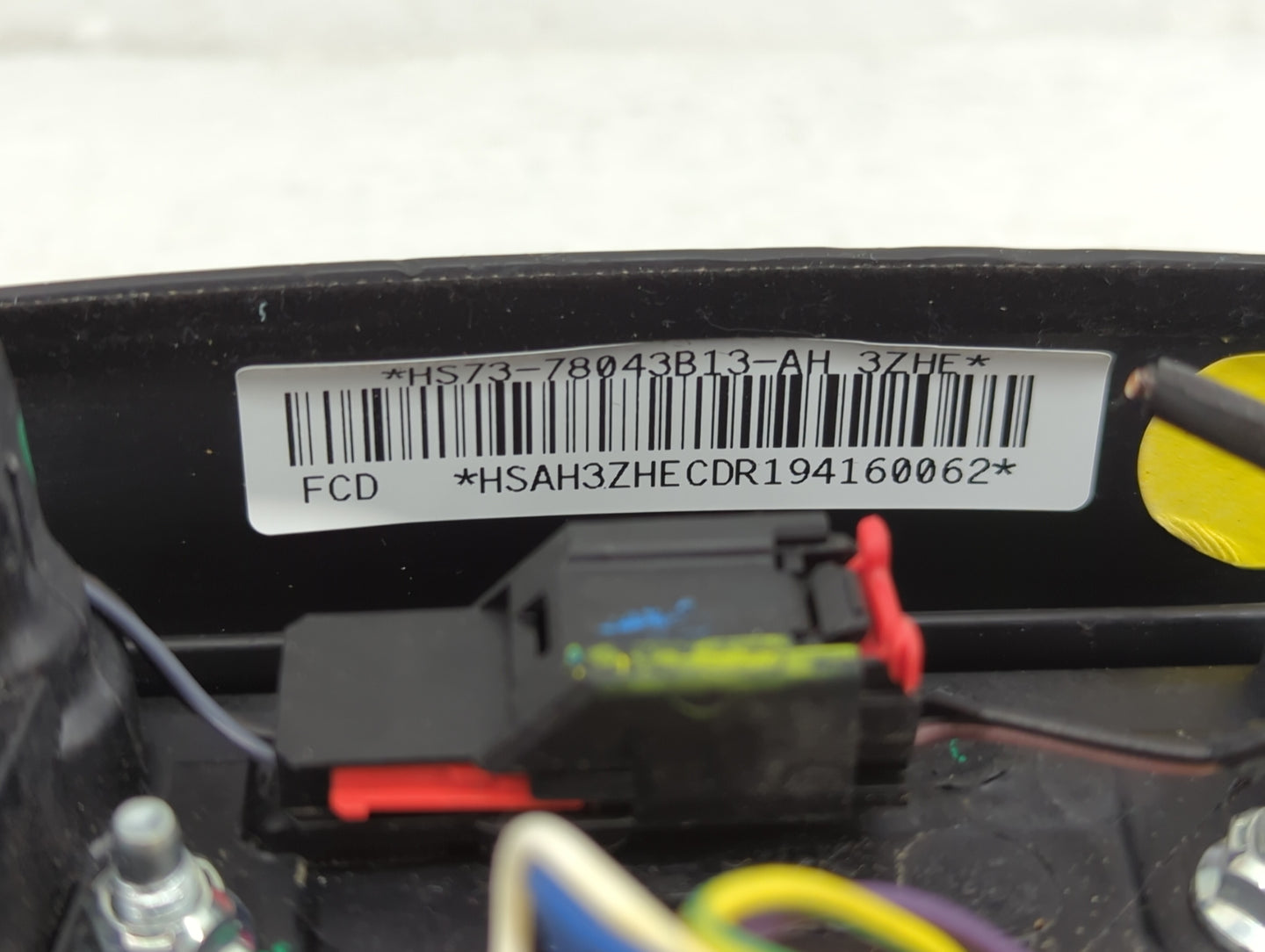 2017-2019 Ford Fusion Air Bag Driver Left Steering Wheel Mounted P/N:HS73-78043B13-AH Fits Fits 2017 2018 2019 OEM Used Auto