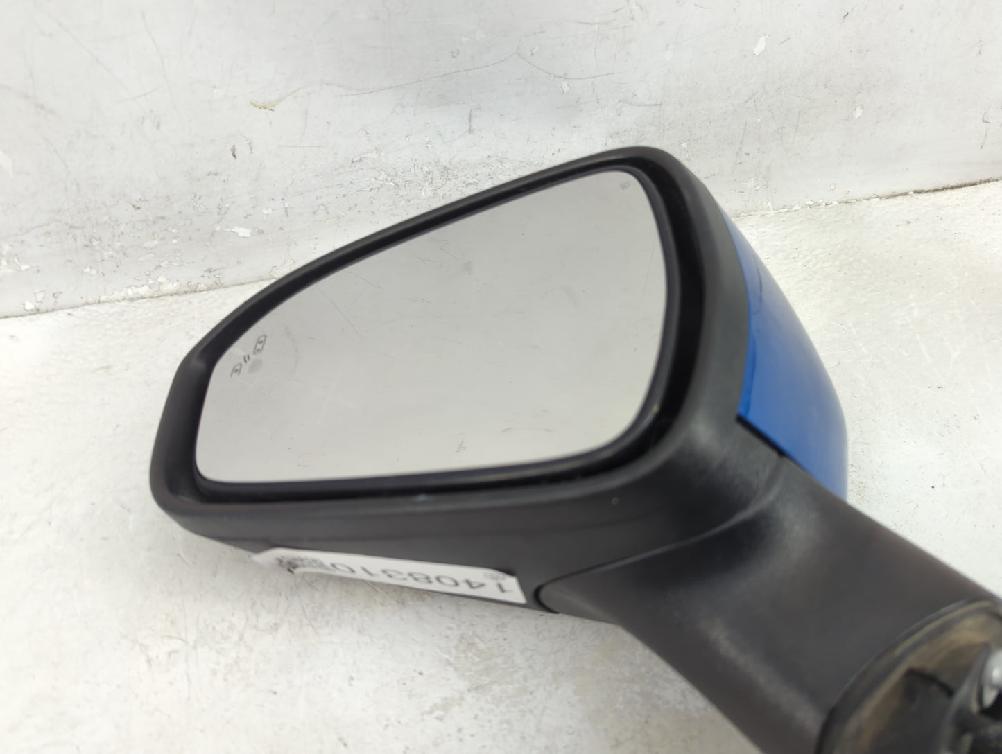 2019-2020 Ford Fusion Driver Side View Mirror - Left Door Mirror OEM Used - Oemusedautoparts1.com