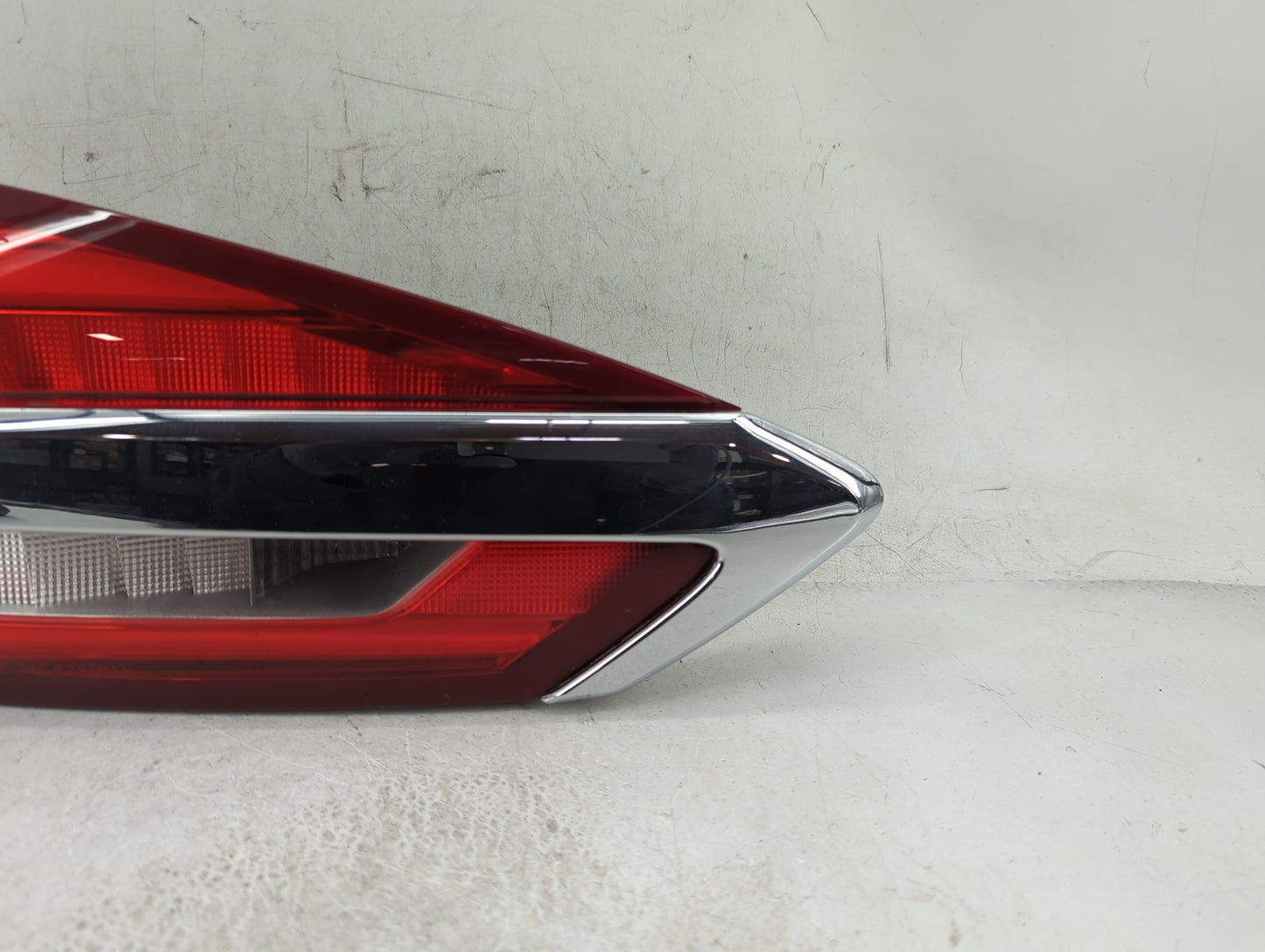 2019-2020 Ford Fusion Tail Light Assembly Driver Left OEM P/N:KS73-13A603-AE Fits Fits 2019 2020 OEM Used Auto Parts - Oemus