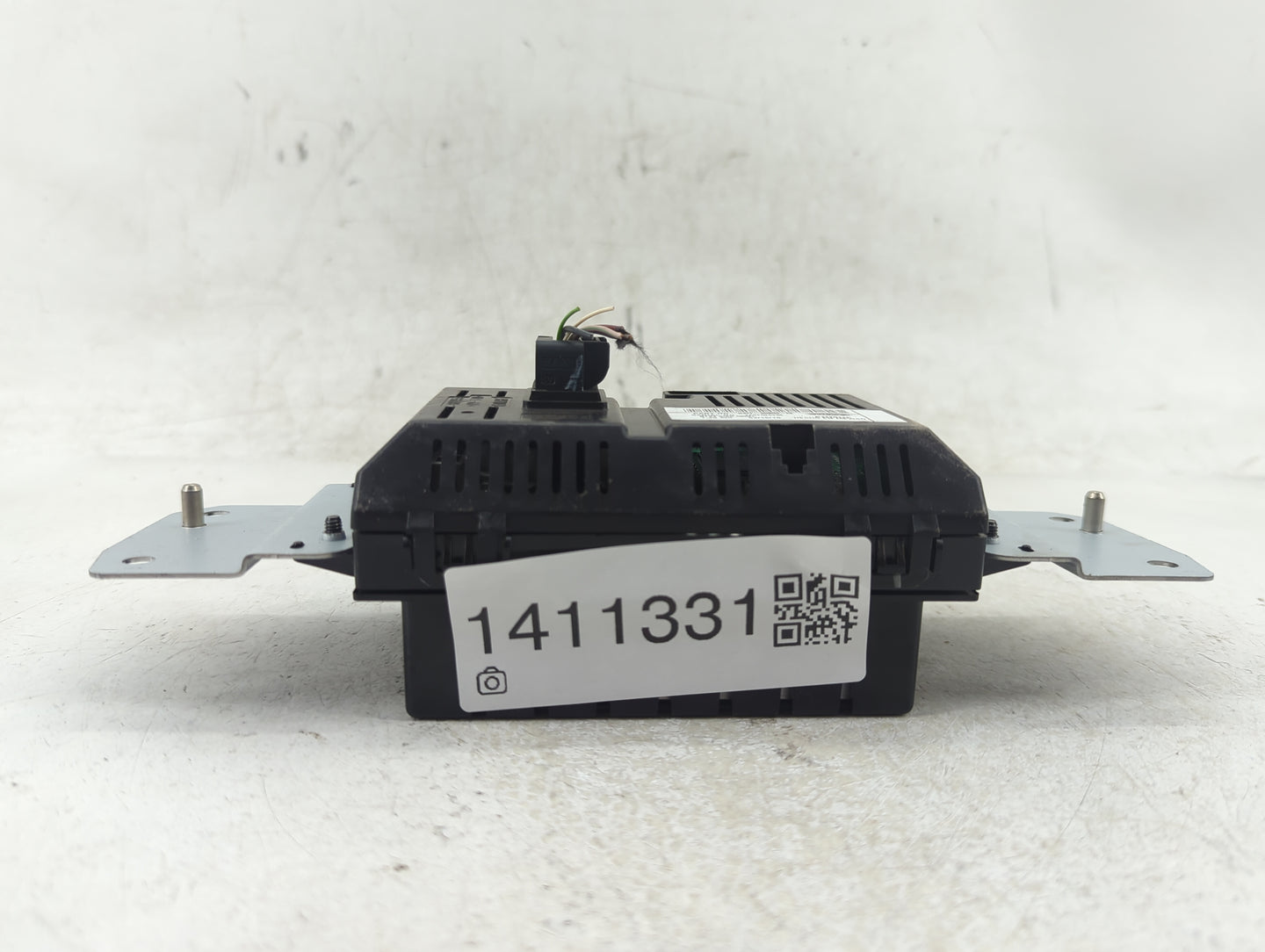 2017-2020 Ford Fusion Information Display Screen - Oemusedautoparts1.com