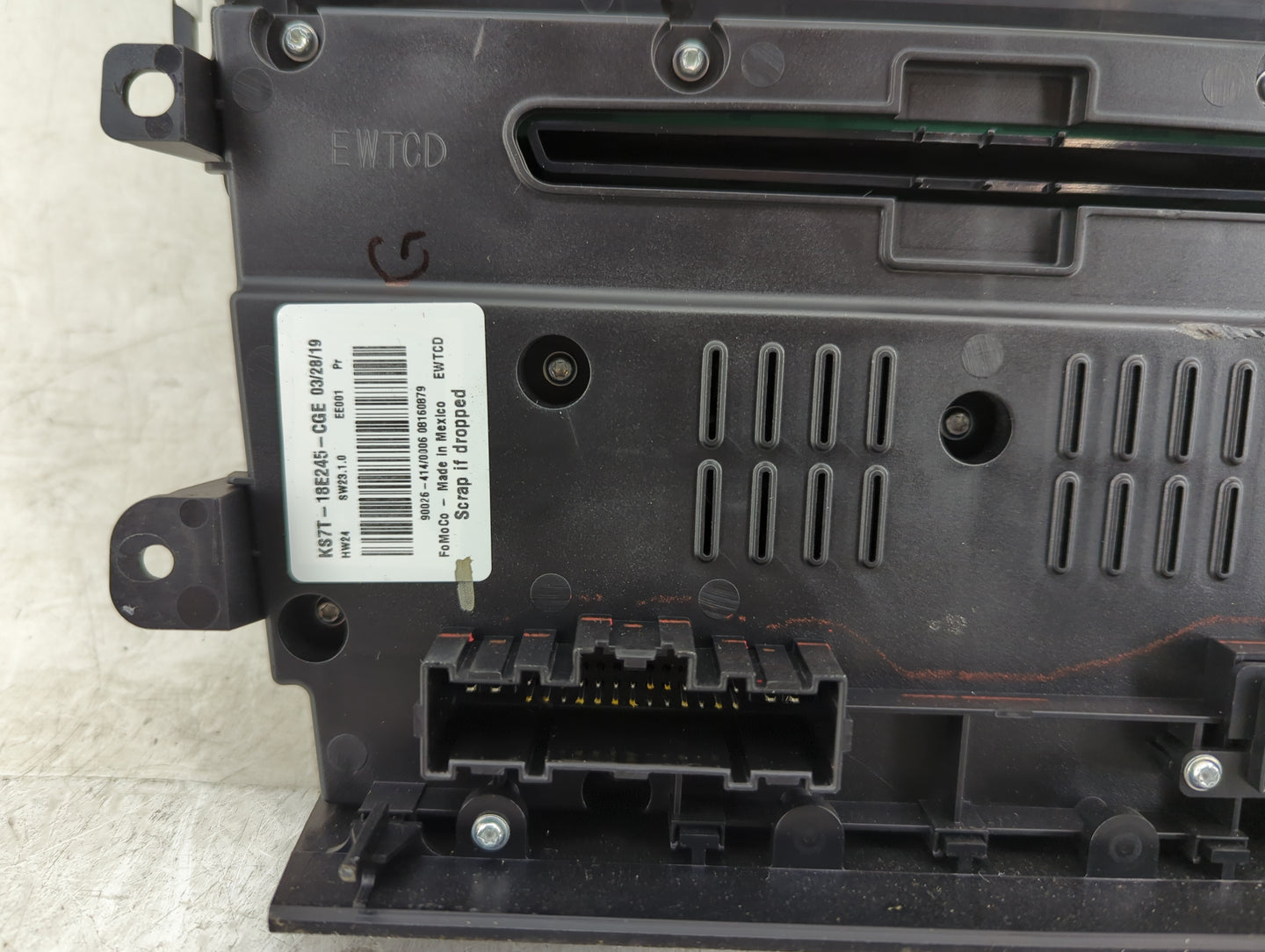 2019-2020 Ford Fusion Radio Control Panel - Oemusedautoparts1.com