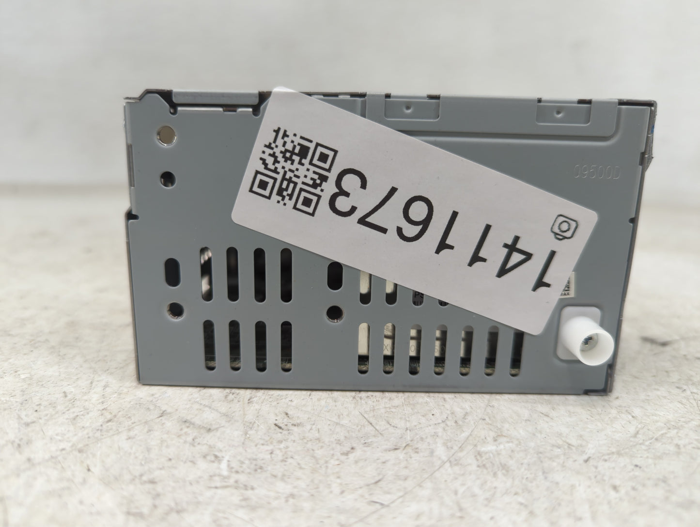 2019-2020 Ford Fusion Radio AM FM Cd Player Receiver Replacement P/N:KS7T-18D818-YB Fits Fits 2019 2020 OEM Used Auto Parts 
