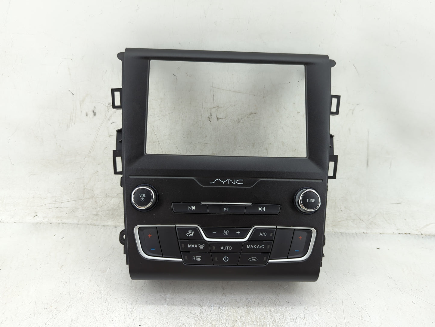 2017-2020 Ford Fusion Radio Control Panel - Oemusedautoparts1.com