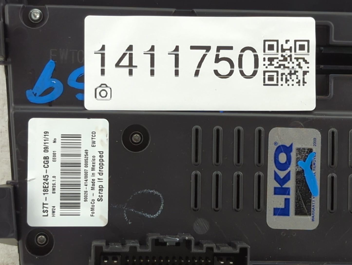 2017-2020 Ford Fusion Radio Control Panel - Oemusedautoparts1.com