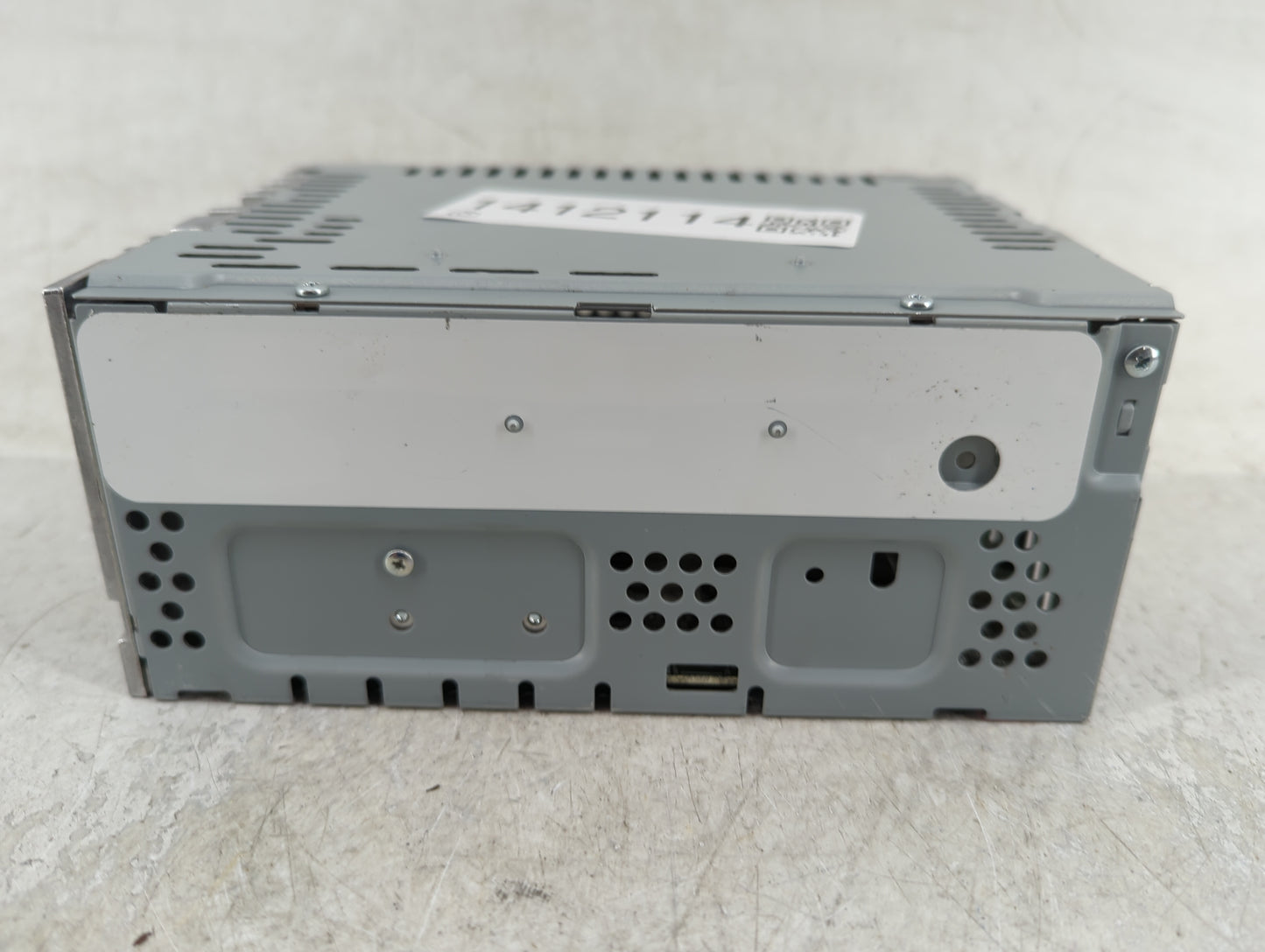 2019-2020 Ford Fusion Radio AM FM Cd Player Receiver Replacement P/N:KS7T-18D818-YB Fits Fits 2019 2020 OEM Used Auto Parts 