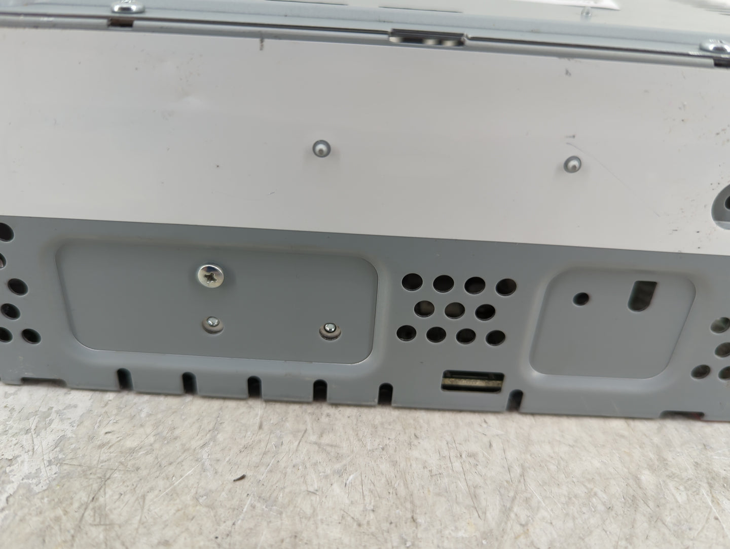2019-2020 Ford Fusion Radio AM FM Cd Player Receiver Replacement P/N:KS7T-18D818-YB Fits Fits 2019 2020 OEM Used Auto Parts 