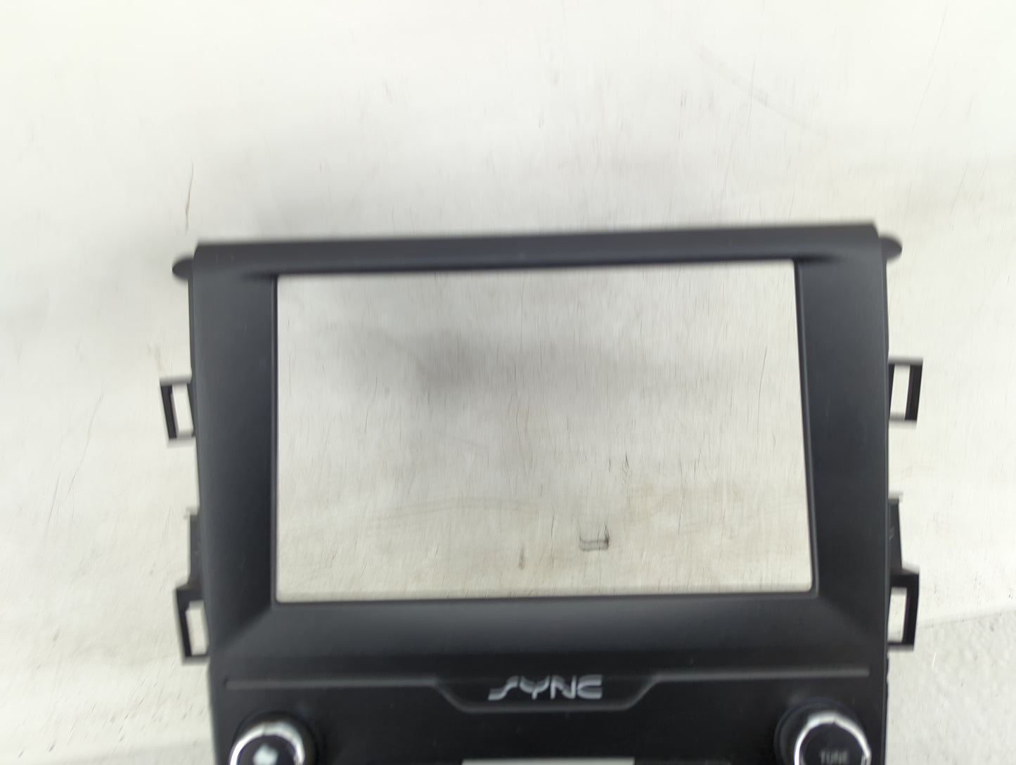 2019-2020 Ford Fusion Radio AM FM Cd Player Receiver Replacement P/N:KS7T-18E245-CGE Fits Fits 2019 2020 OEM Used Auto Parts