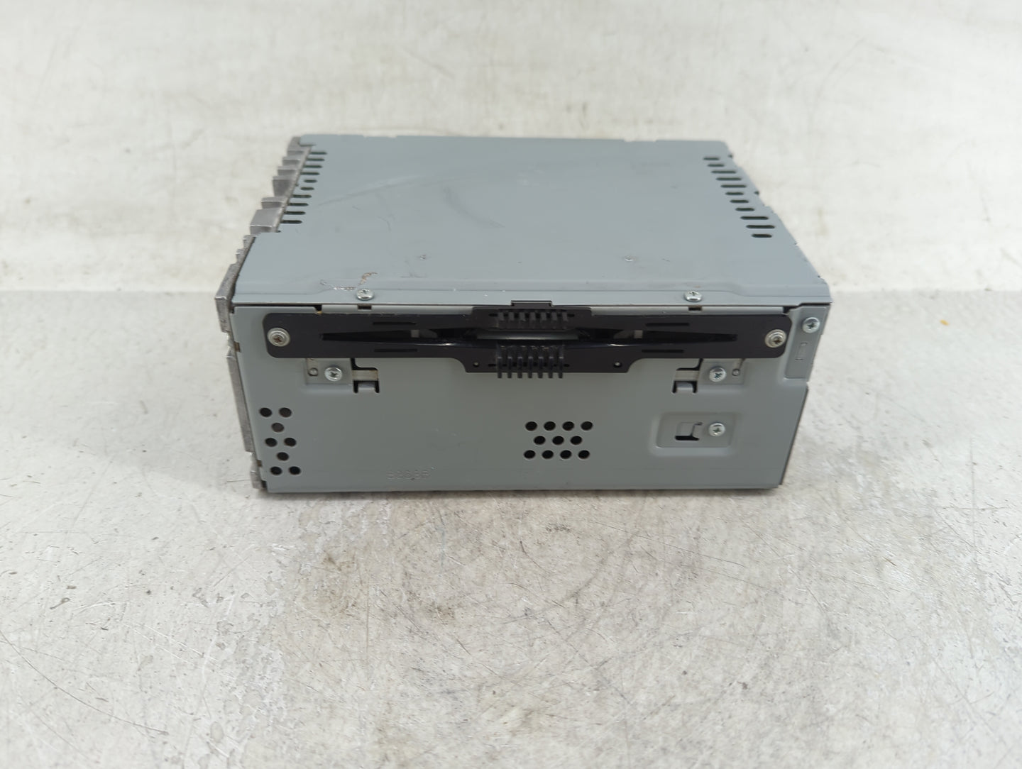 2019-2020 Ford Fusion Radio AM FM Cd Player Receiver Replacement P/N:KS7T-19C107-XB Fits Fits 2019 2020 OEM Used Auto Parts 