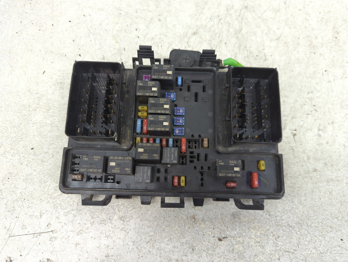 2017-2020 Ford Fusion Fusebox Fuse Box Panel Relay Module P/N:HG9T14D068BC Fits Fits 2017 2018 2019 2020 OEM Used Auto Parts