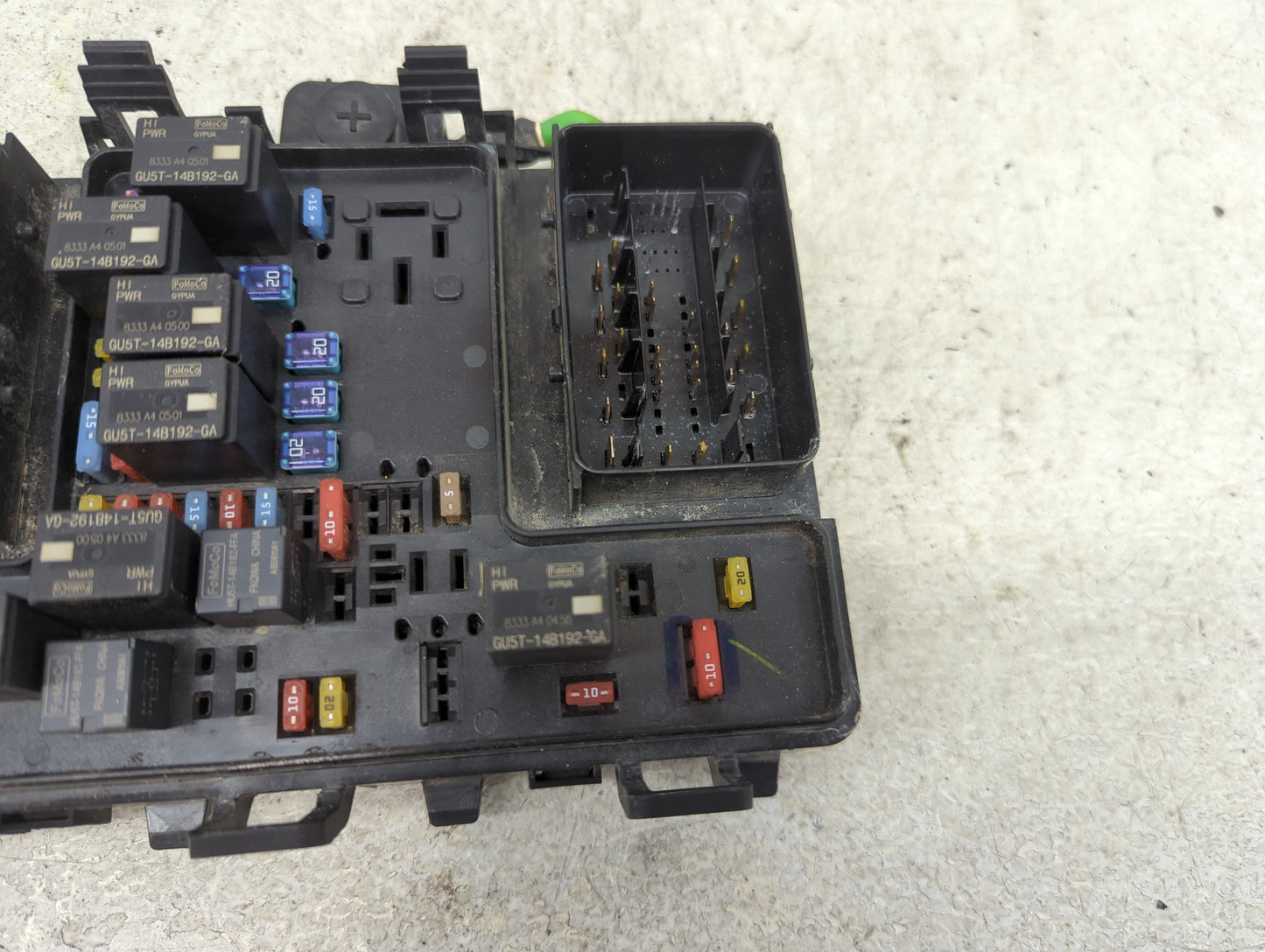 2017-2020 Ford Fusion Fusebox Fuse Box Panel Relay Module P/N:HG9T14D068BC Fits Fits 2017 2018 2019 2020 OEM Used Auto Parts