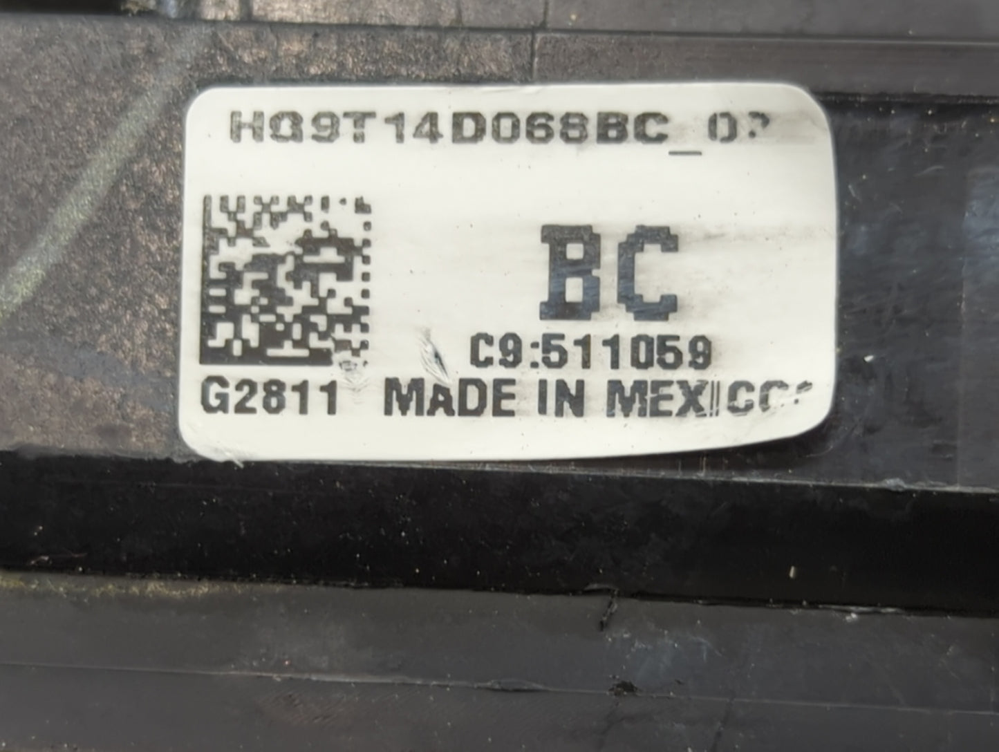 2017-2020 Ford Fusion Fusebox Fuse Box Panel Relay Module P/N:HG9T14D068BC Fits Fits 2017 2018 2019 2020 OEM Used Auto Parts