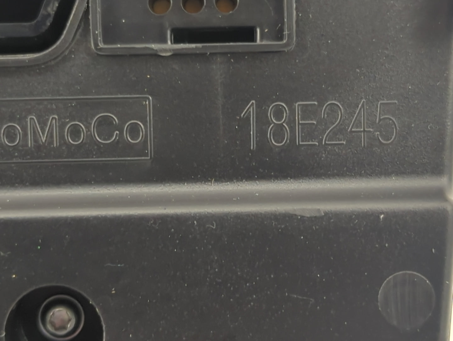2016-2020 Ford Fusion Radio Control Panel - Oemusedautoparts1.com