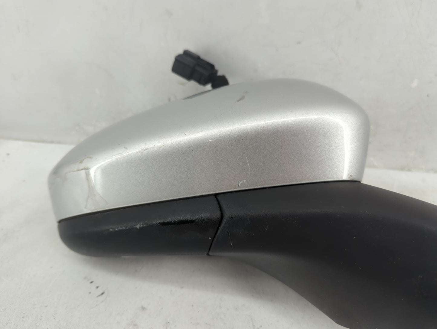 2019-2020 Ford Fusion Passenger Side View Mirror - Right Door Mirror OEM Used - Oemusedautoparts1.com