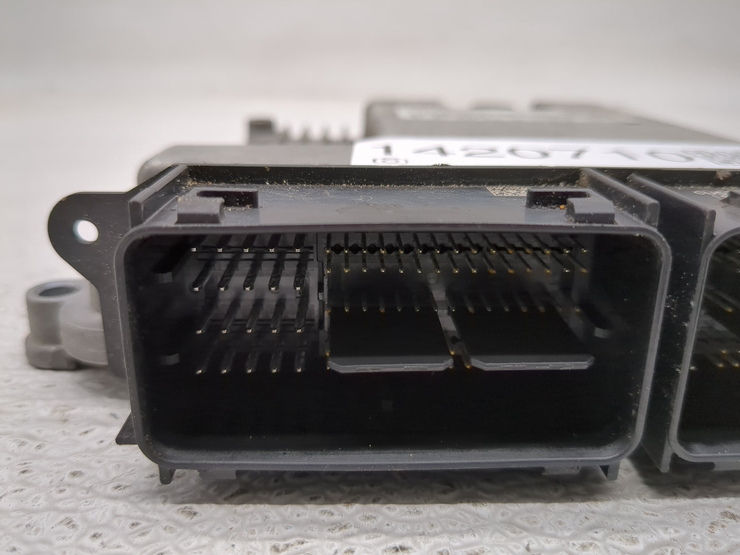 2017-2019 Ford Fusion PCM Engine Control Computer ECU ECM PCU OEM P/N:KS7A-12A650-BCA GS7A-12B684-BEA Fits Fits 2017 2018 20