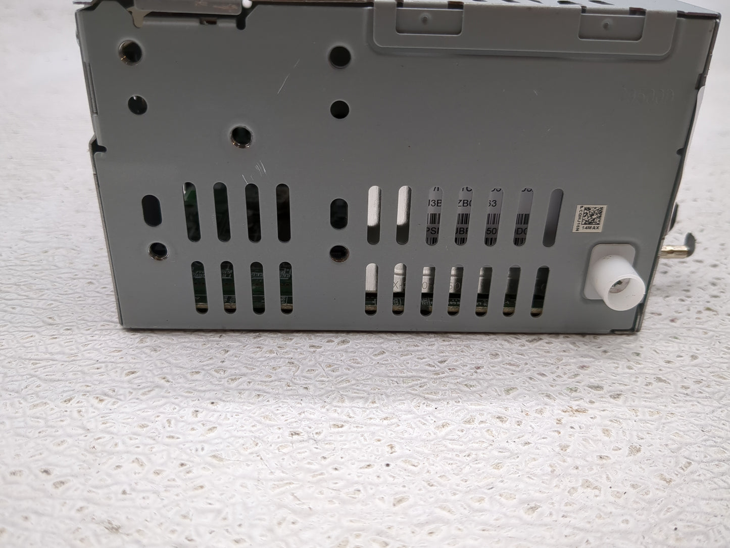 2017-2020 Ford Fusion Radio AM FM Cd Player Receiver Replacement P/N:HS7T-19C107-ZD Fits Fits 2017 2018 2019 2020 OEM Used A