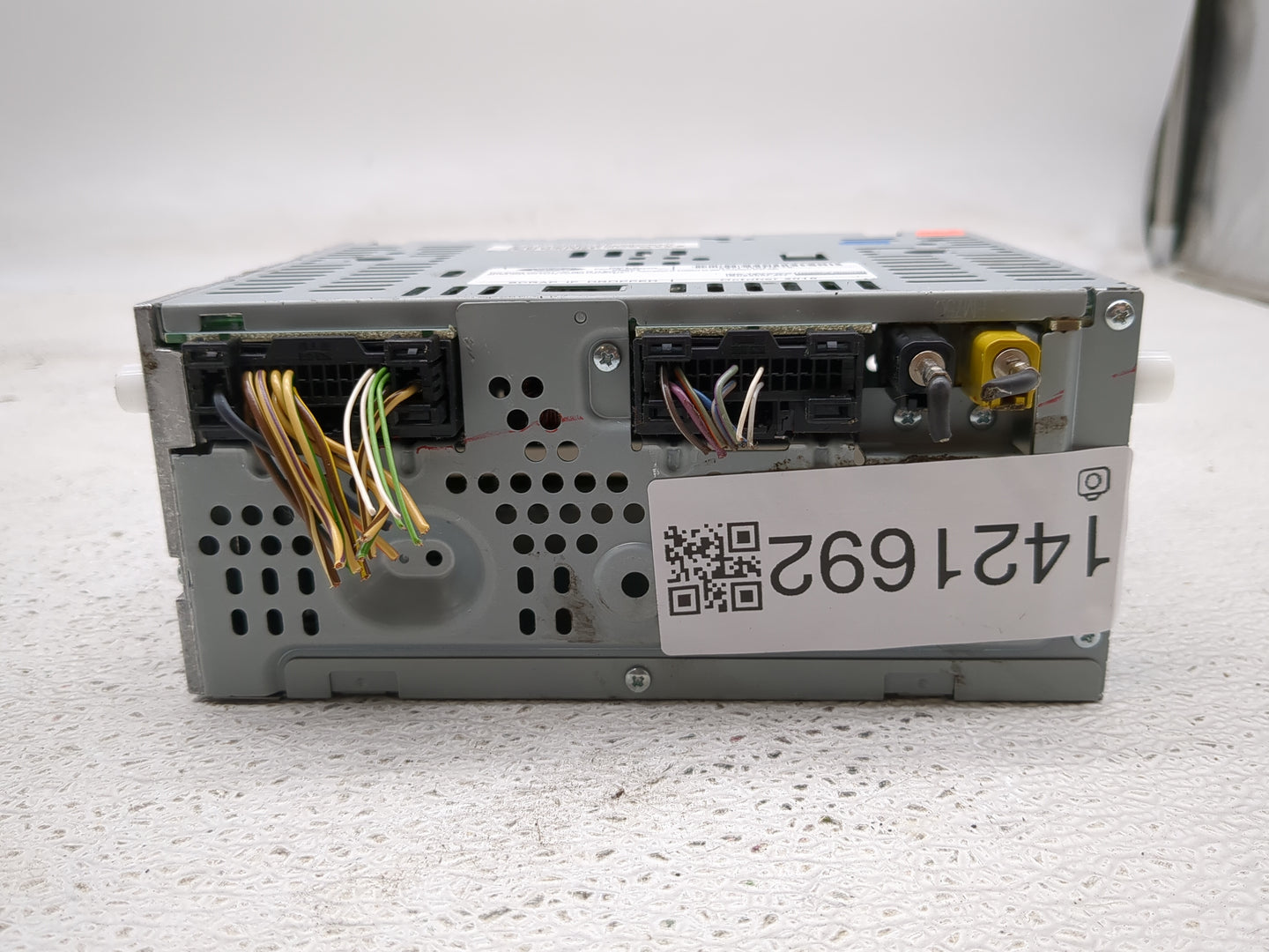 2017-2020 Ford Fusion Radio AM FM Cd Player Receiver Replacement P/N:HS7T-19C107-ZD Fits Fits 2017 2018 2019 2020 OEM Used A