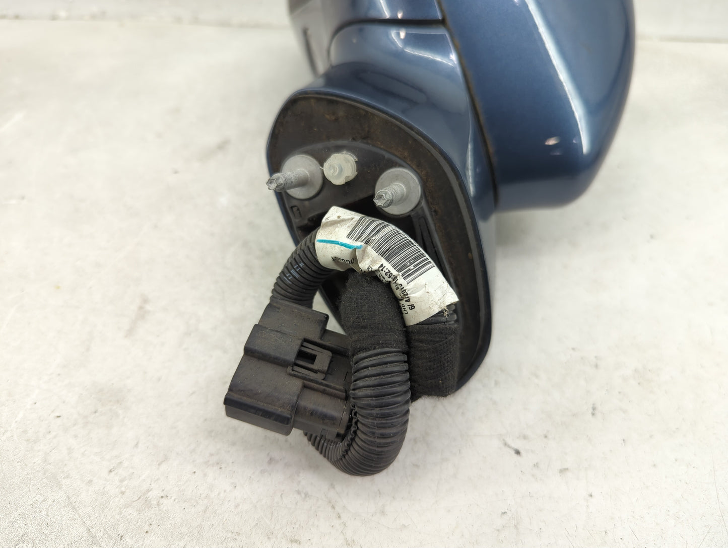 2019-2020 Ford Fusion Driver Side View Mirror - Left Door Mirror OEM Used - Oemusedautoparts1.com
