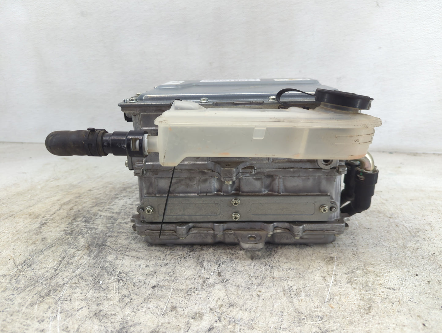 2013 Fusion Ac Dc Power Control Module Accessory Computer Power Inverter - Oemusedautoparts1.com