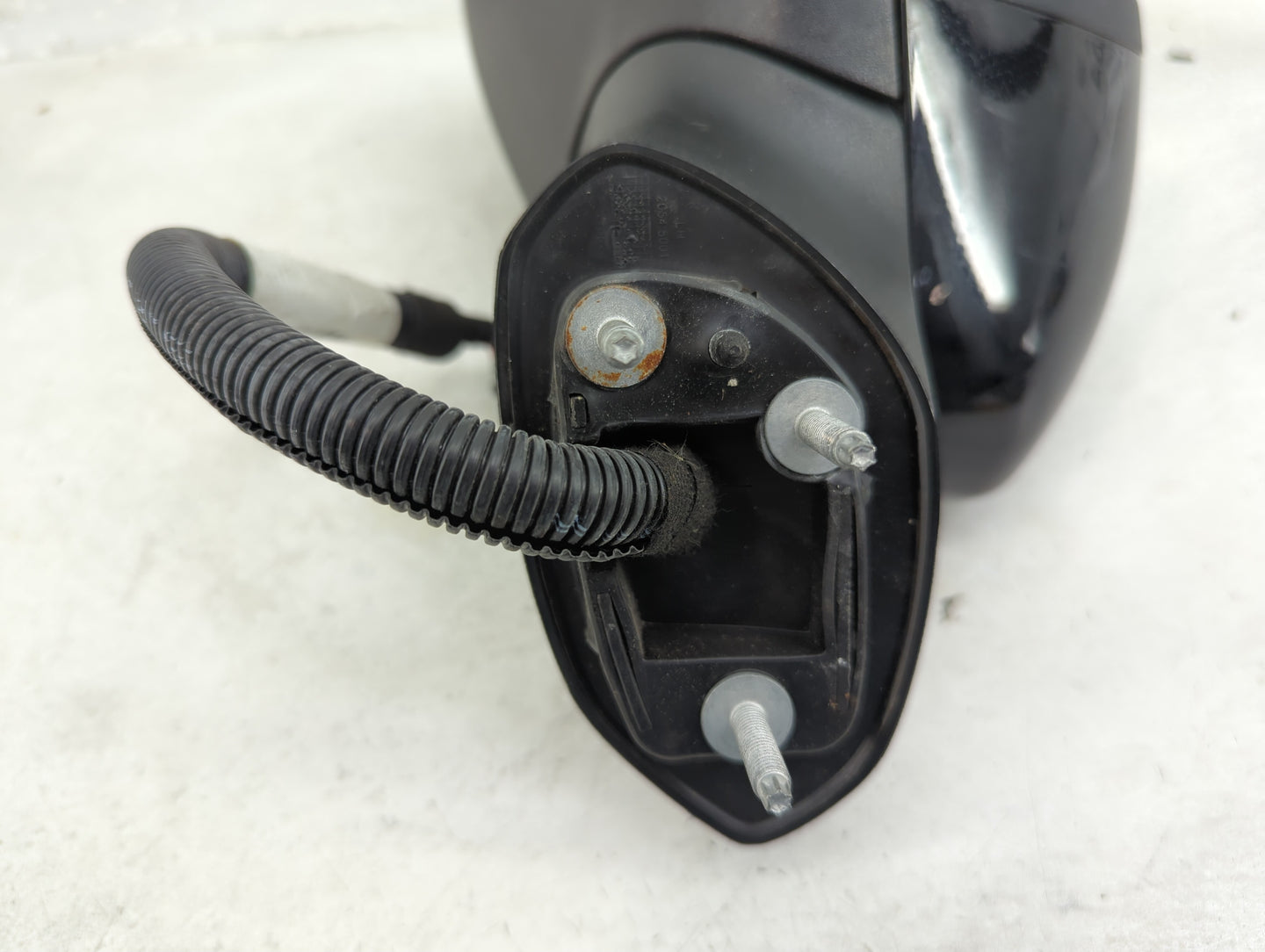 2019-2020 Ford Fusion Driver Side View Mirror - Left Door Mirror OEM Used - Oemusedautoparts1.com