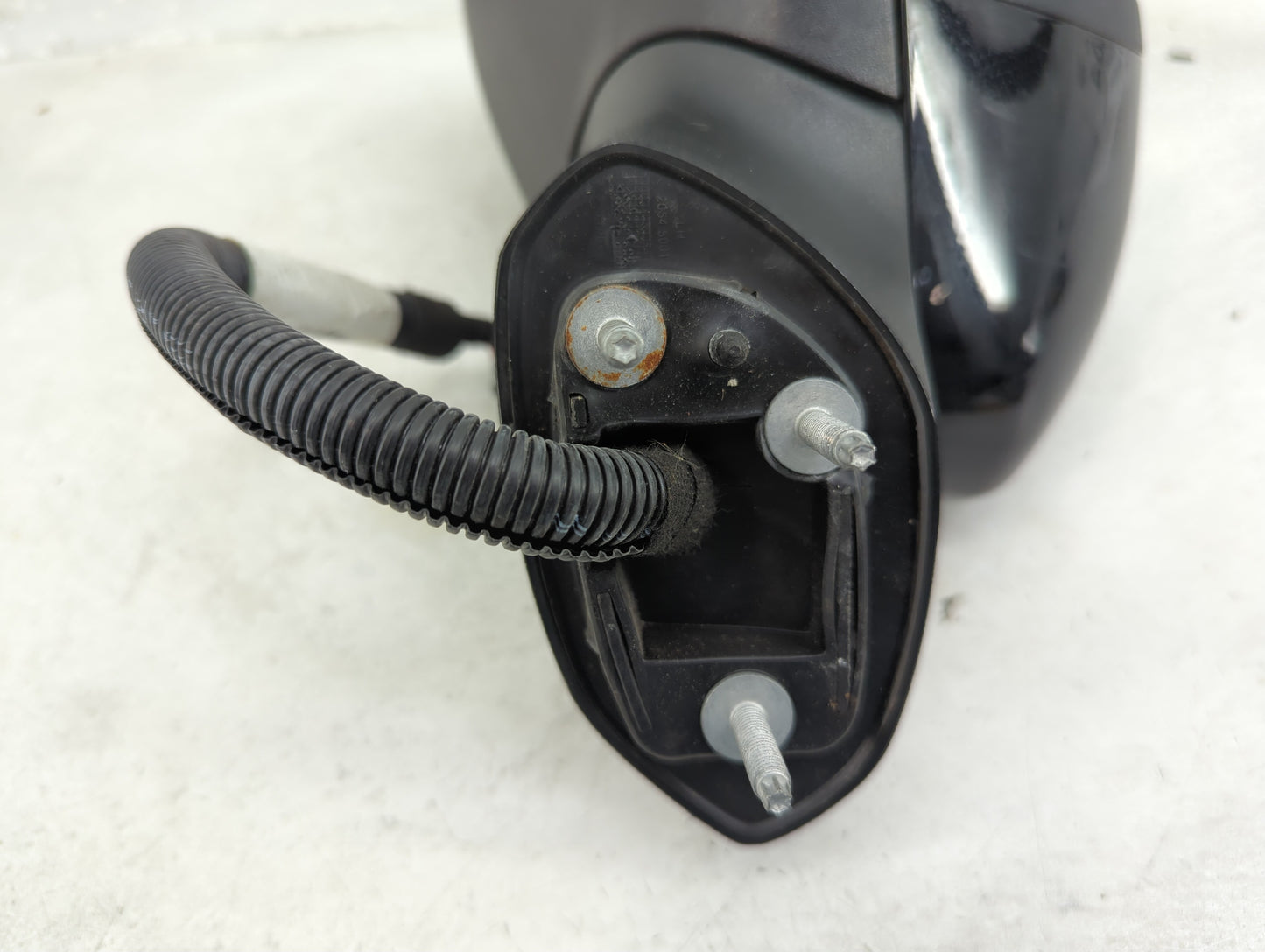 2019-2020 Ford Fusion Driver Side View Mirror - Left Door Mirror OEM Used - Oemusedautoparts1.com
