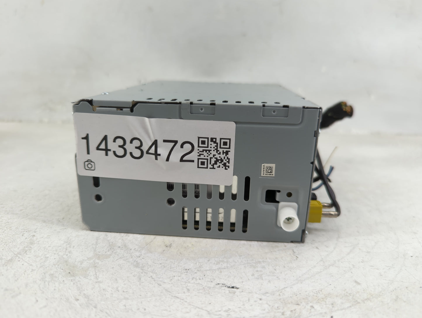 2019 Ford Fusion Radio AM FM Cd Player Receiver Replacement P/N:CQ-HJ18N04MA Fits OEM Used Auto Parts - Oemusedautoparts1.co